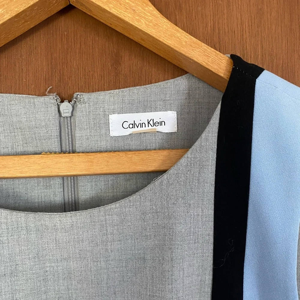 Calvin Klein Elegant Colorblock Sleeveless Dress 8 - Picture 3 of 3